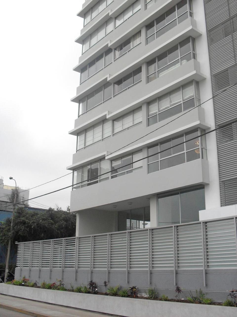 Jose Gabriel Chariarse Apartment Lima Exterior photo